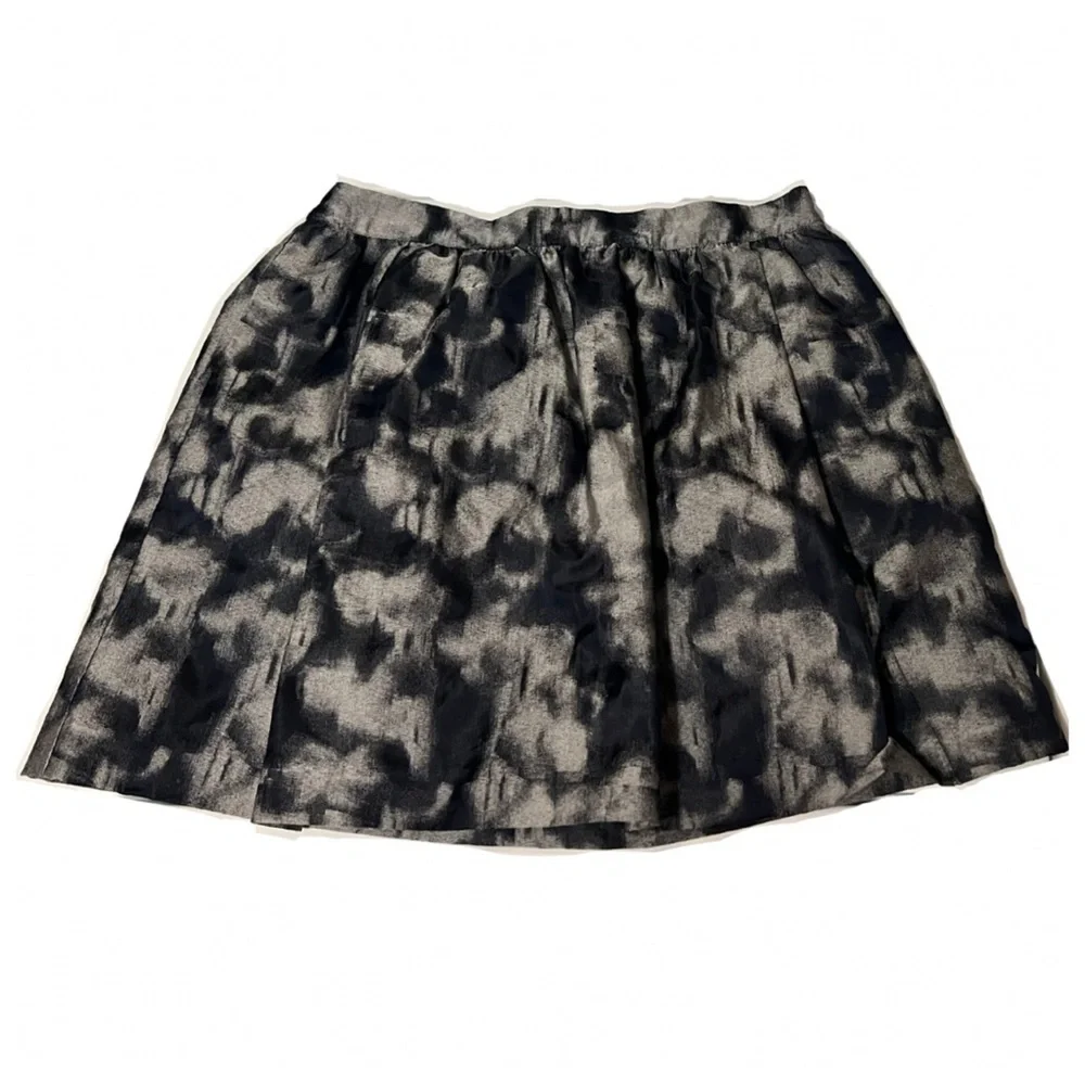 MICHAEL Michael Kors Metallic Silver Gray & Navy Blue Print Pleaded A Line Skirt